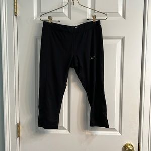 Nike black capris size medium